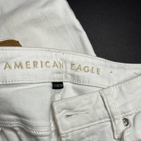 AE White Straight Cut Jeans - Picture 9 of 11